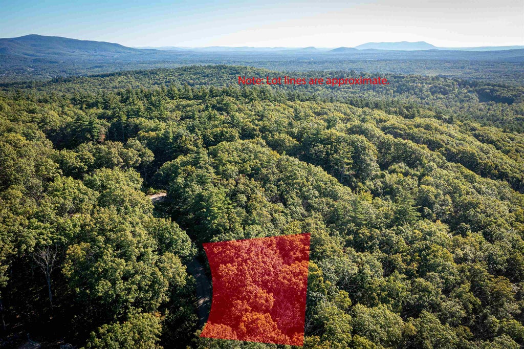 Photo of 25 Upper Lakeview Drive, Madison, NH 03849 (MLS # 5109866)