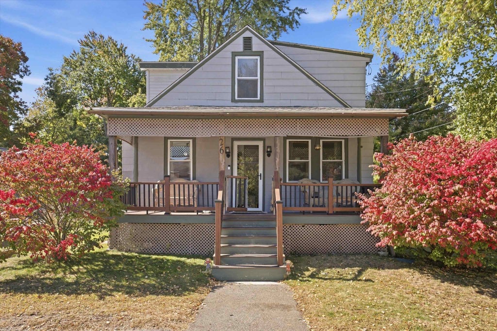 Photo of 26 College Road, Goffstown, NH 03102 (MLS # 5113460)