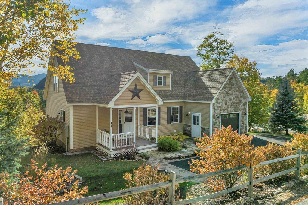 Photo of 10 Beechwoods At Intervale, Bartlett, NH 03812 (MLS # 5114613)