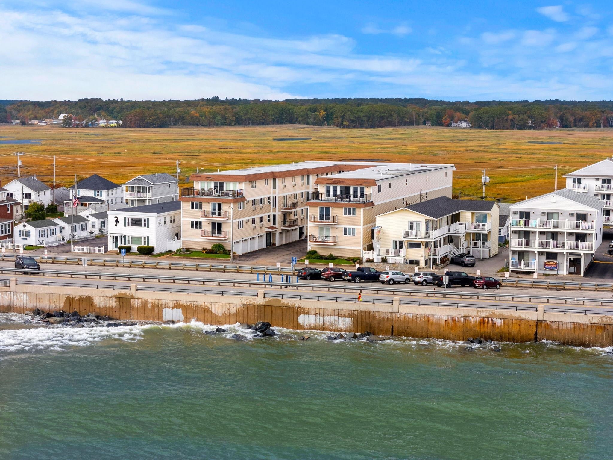 407 Ocean Boulevard B11