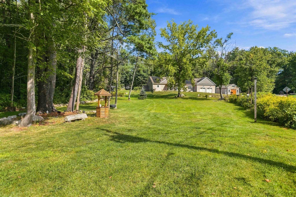 Photo of 5 Chase Road, Londonderry, NH 03053 (MLS # 5109161)