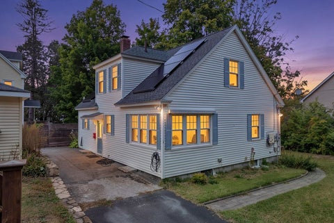 Photo of 1 Park Avenue, Nashua, NH 03060 (MLS # 5111037)