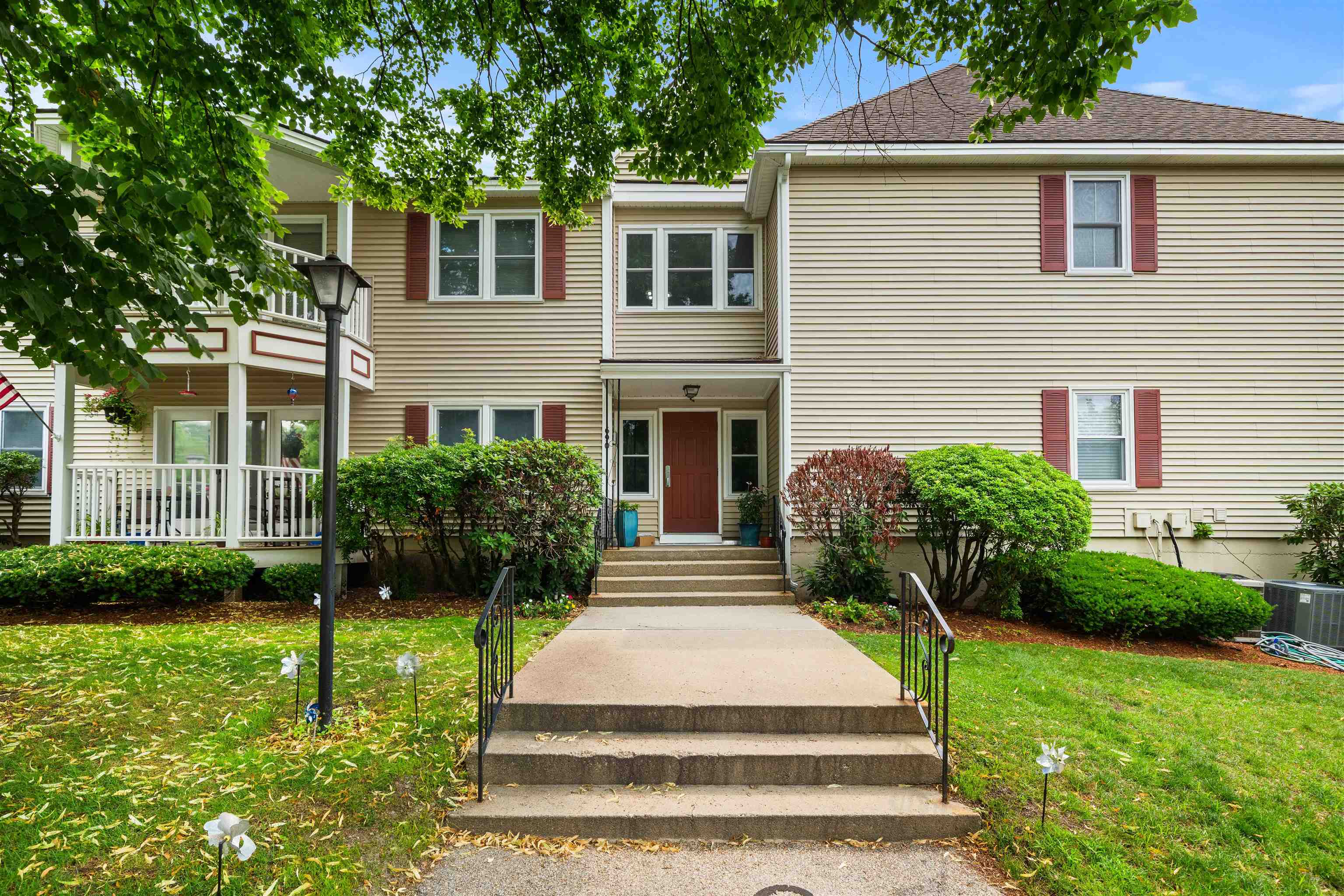 690 South Porter Street 26