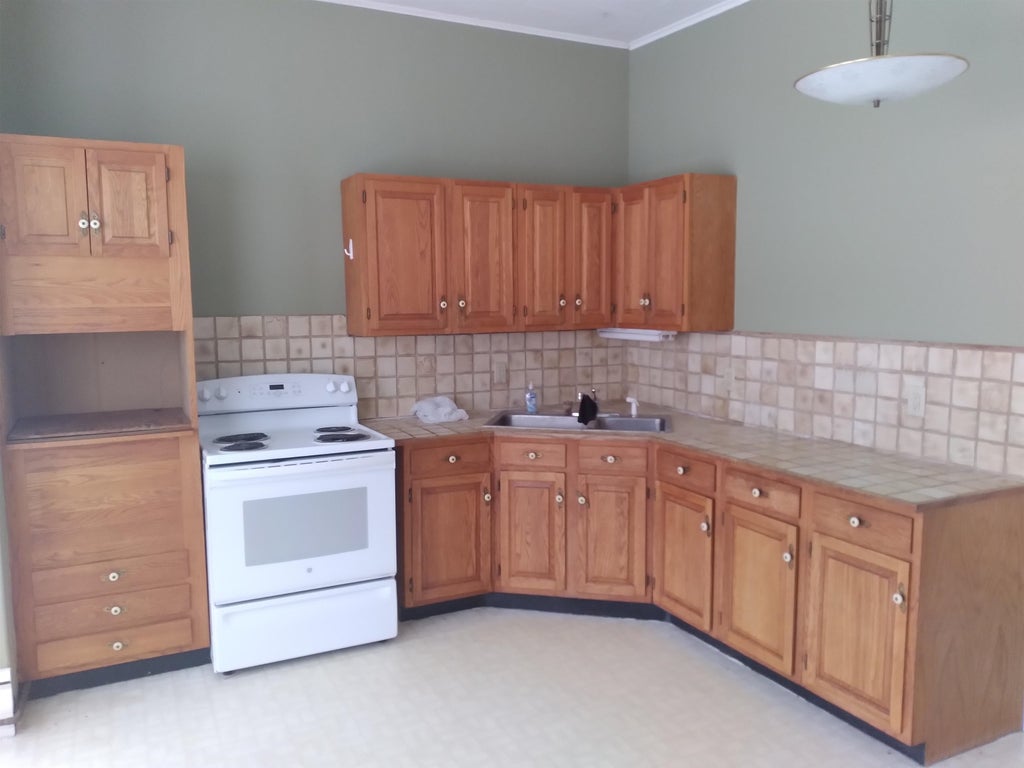 Photo of 8 Old Hinsdale Road, Winchester, NH 03441 (MLS # 5109348)