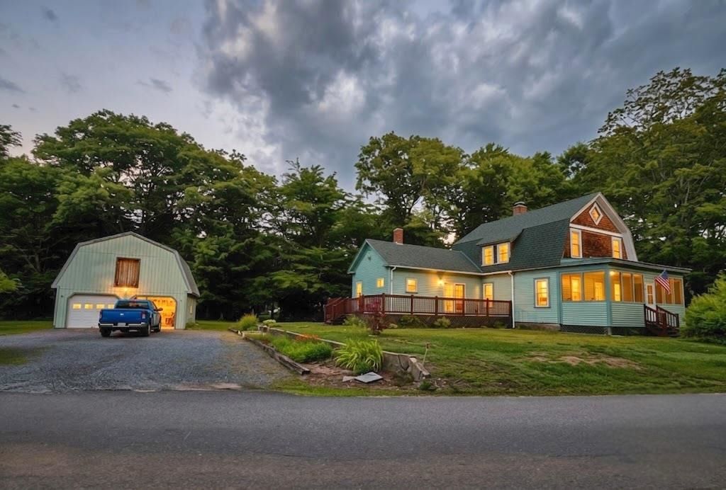 Photo of 1 Ainsworth Road, Claremont, NH 03743 (MLS # 5096708)