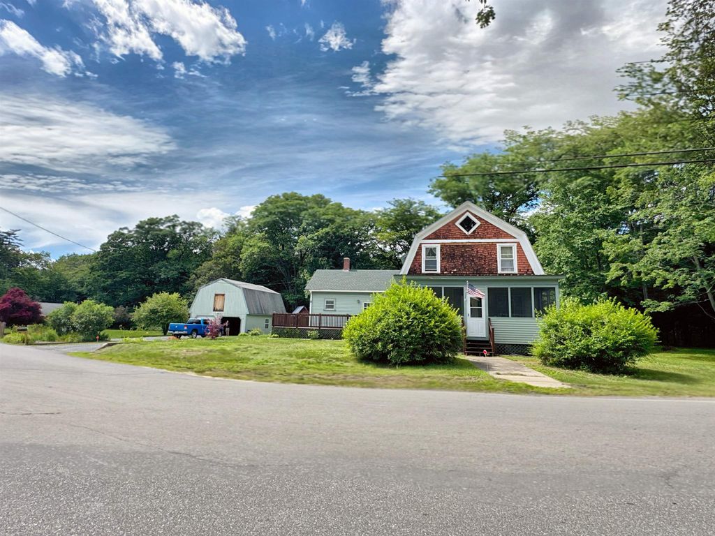 Photo of 1 Ainsworth Road, Claremont, NH 03743 (MLS # 5096708)