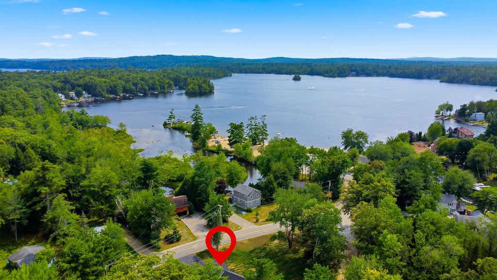 Photo of 294 Paradise Drive, Moultonborough, NH 03254 (MLS # 5103059)
