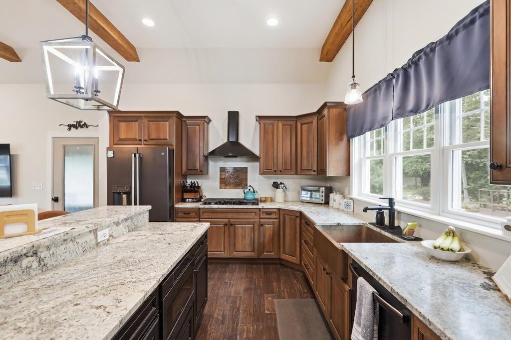294 Paradise Drive