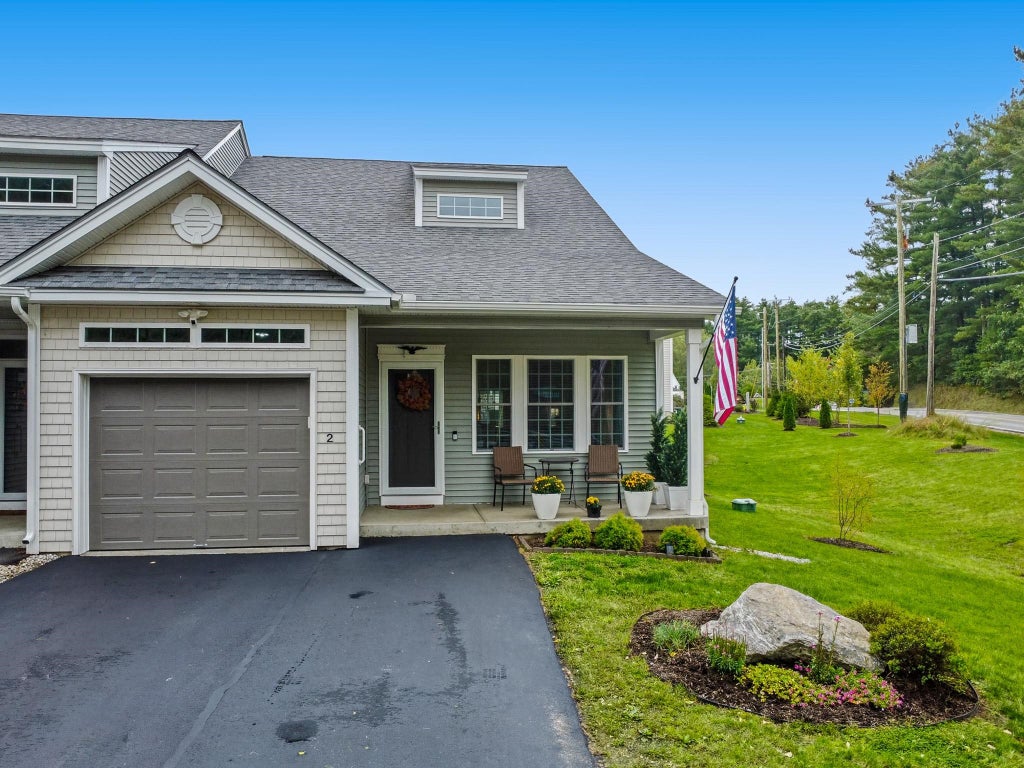 Photo of 2 Chesterfield Lane #2, Londonderry, NH 03053 (MLS # 5112249)