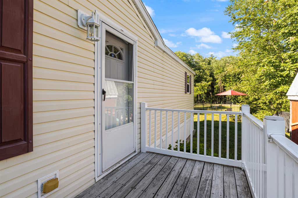 Photo of 109 Pumpkin Hollow Road, Barrington, NH 03825 (MLS # 5103640)