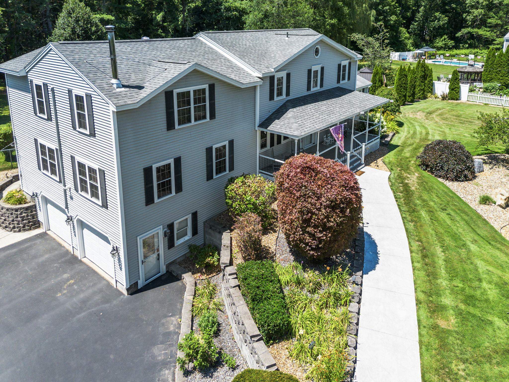 8 Forest Street
