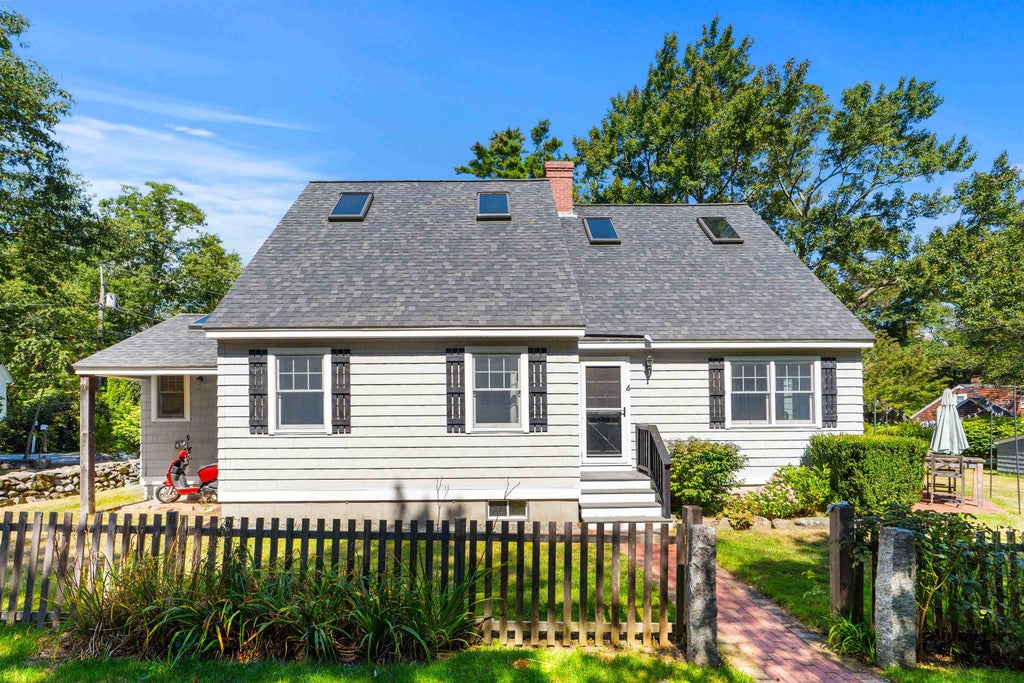 Photo of 4 Moccasin Lane, Hampton, NH 03842 (MLS # 5108918)
