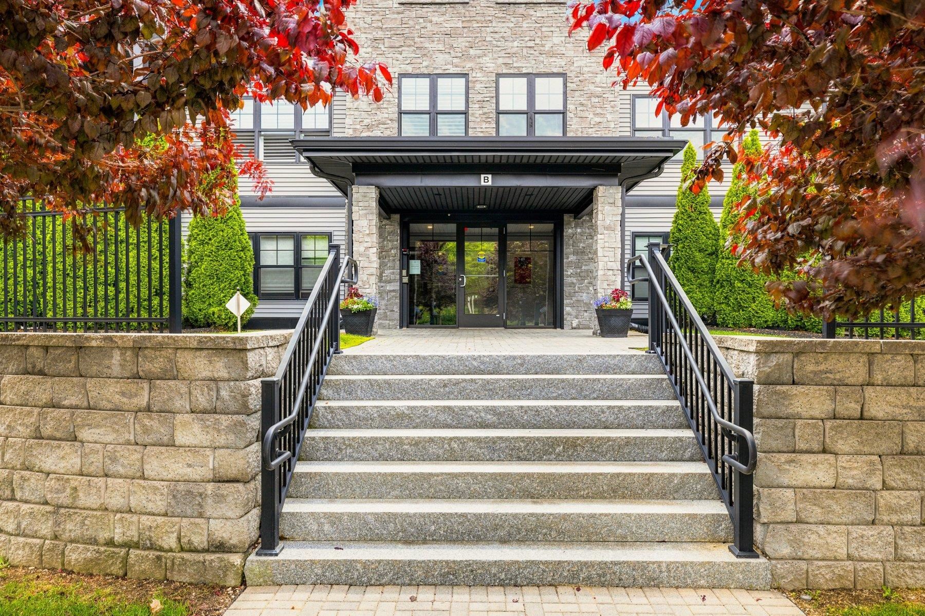 2075 Lafayette Road B27
