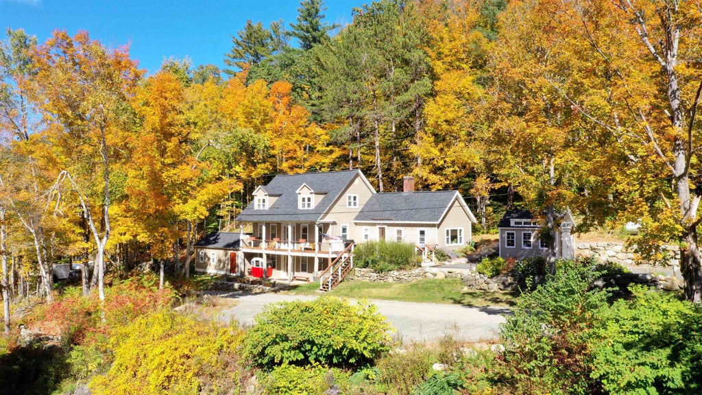 Photo of 24 Mill Pond Lane, New London, NH 03257 (MLS # 5115090)