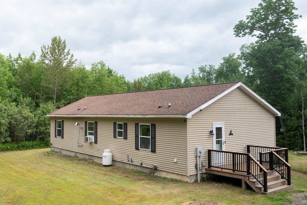 Photo of 9 Wells Road, Dalton, NH 03598 (MLS # 5095971)