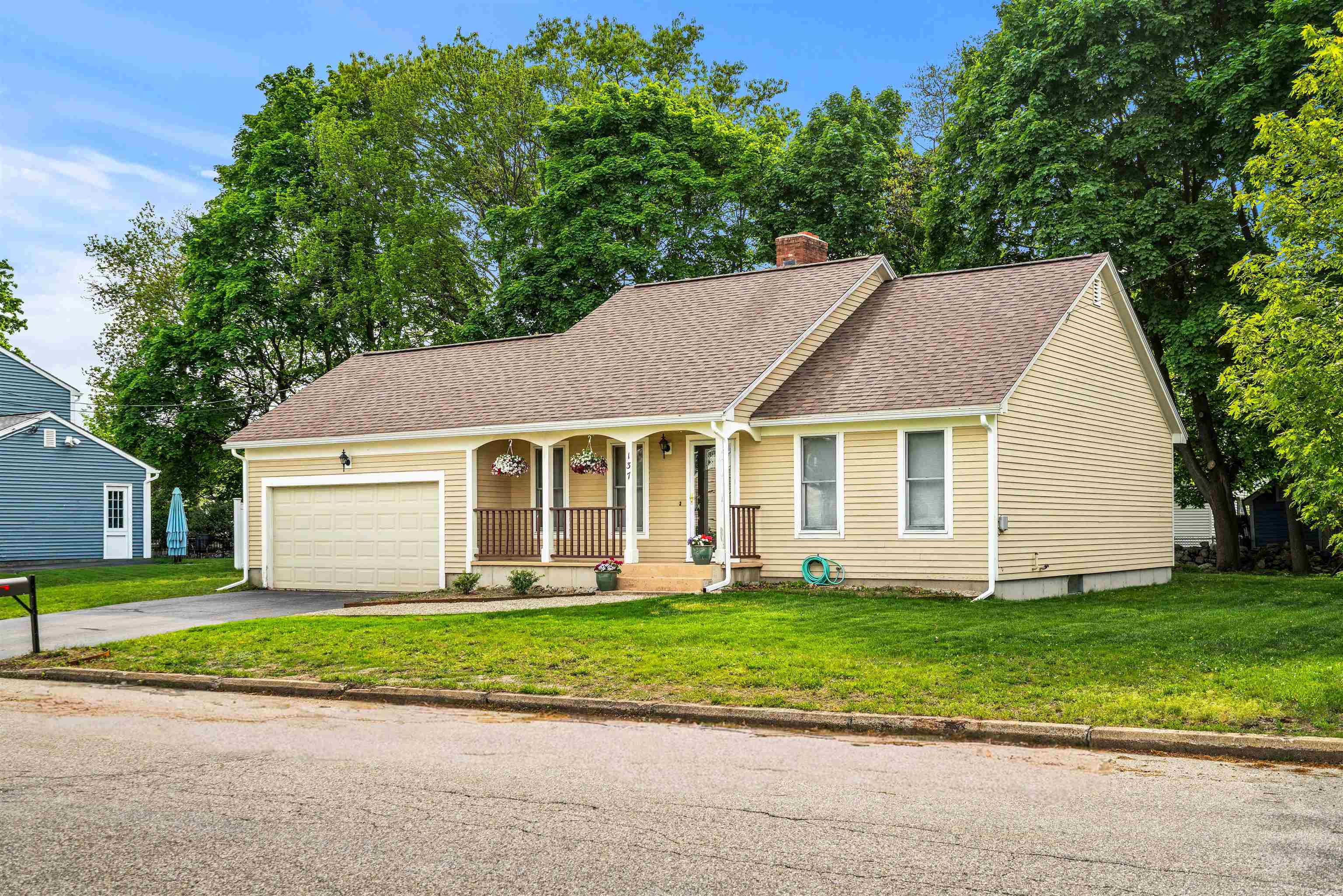 137 Wedgewood Lane