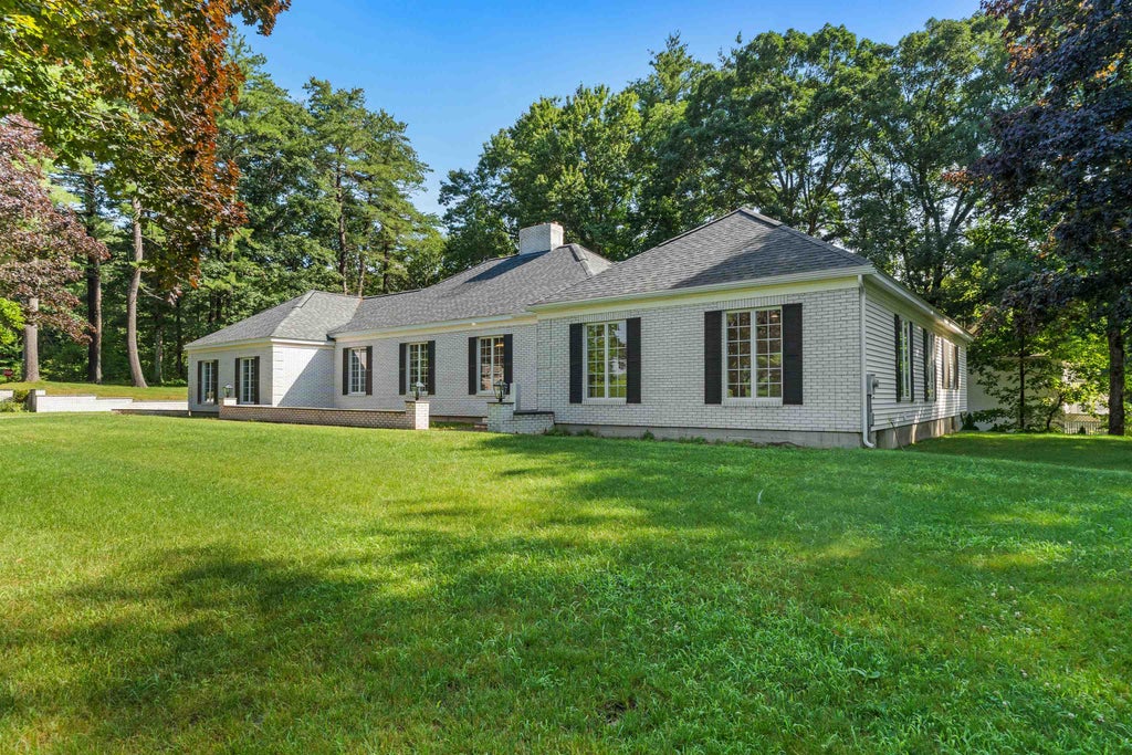 Photo of 1 Olde Village Road, Salem, NH 03079 (MLS # 5104463)
