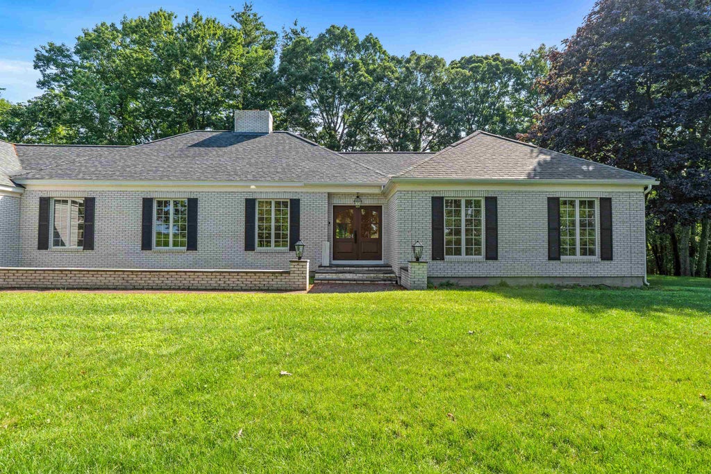 Photo of 1 Olde Village Road, Salem, NH 03079 (MLS # 5104463)