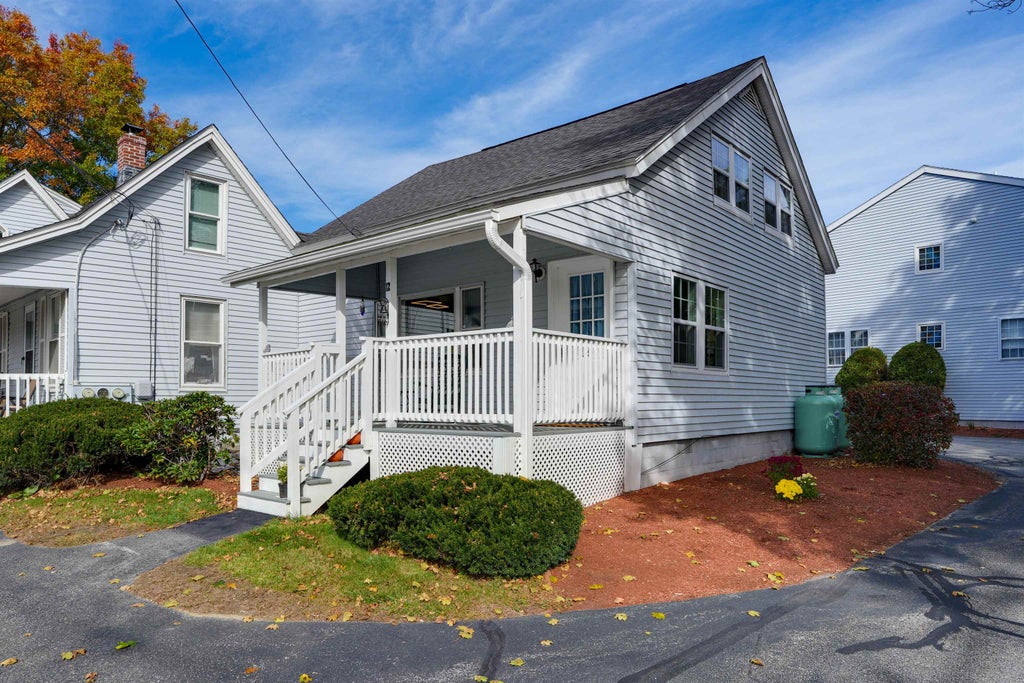 Photo of 107 Franklin Street Extension #12, Derry, NH 03038 (MLS # 5115440)