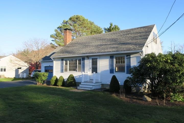 Photo of 524 Wallis Road, Rye, NH 03870 (MLS # 5097840)