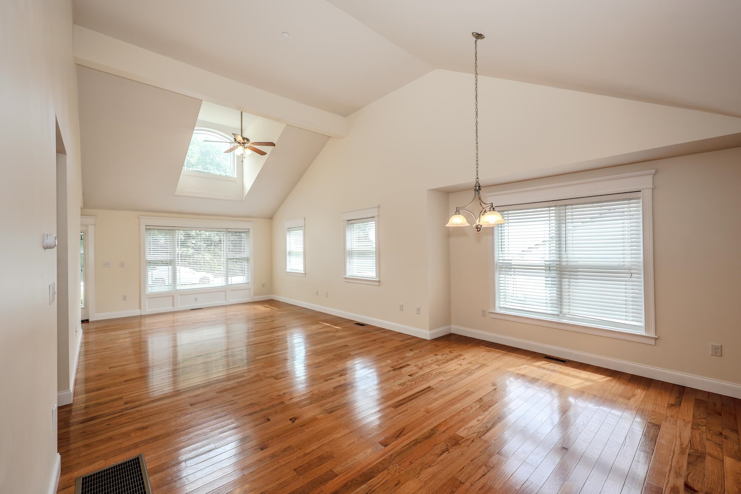 6L Indian Hill Road