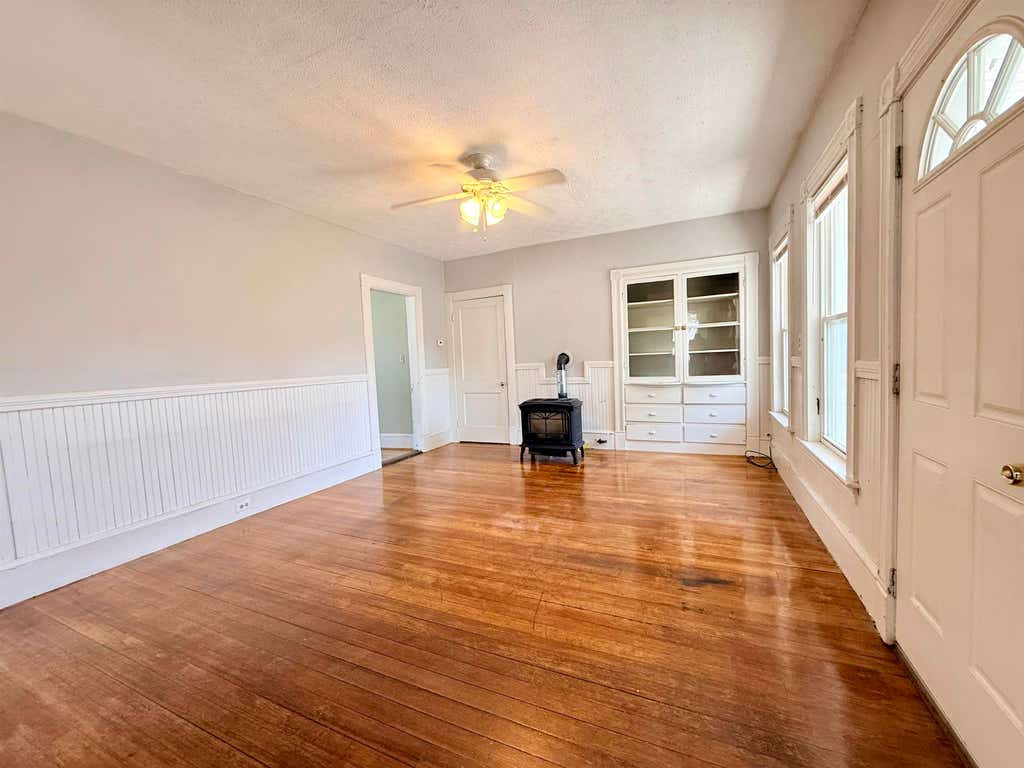 Photo of 603 Silver Street #3R, Manchester, NH 03103 (MLS # 5100327)