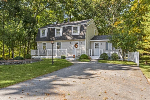 Photo of 3 Travis Road, Nashua, NH 03063 (MLS # 5113344)