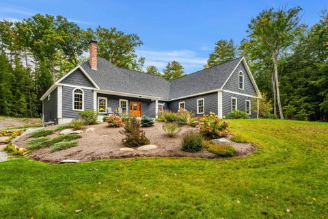Photo of 206 Bennett Road, Henniker, NH 03242 (MLS # 5113293)