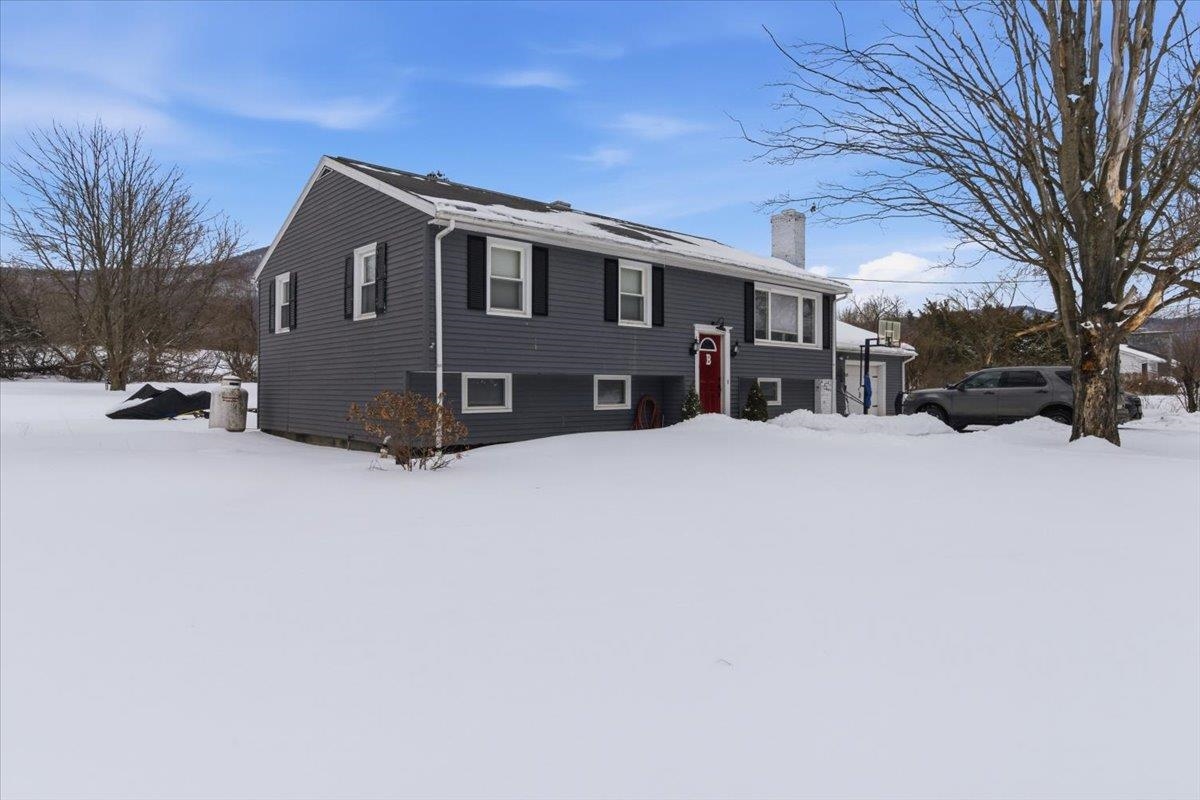 149 Jewett Drive - Photo 2