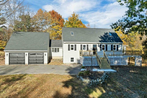 Photo of 10 Armands Way, Dunbarton, NH 03046 (MLS # 5115603)