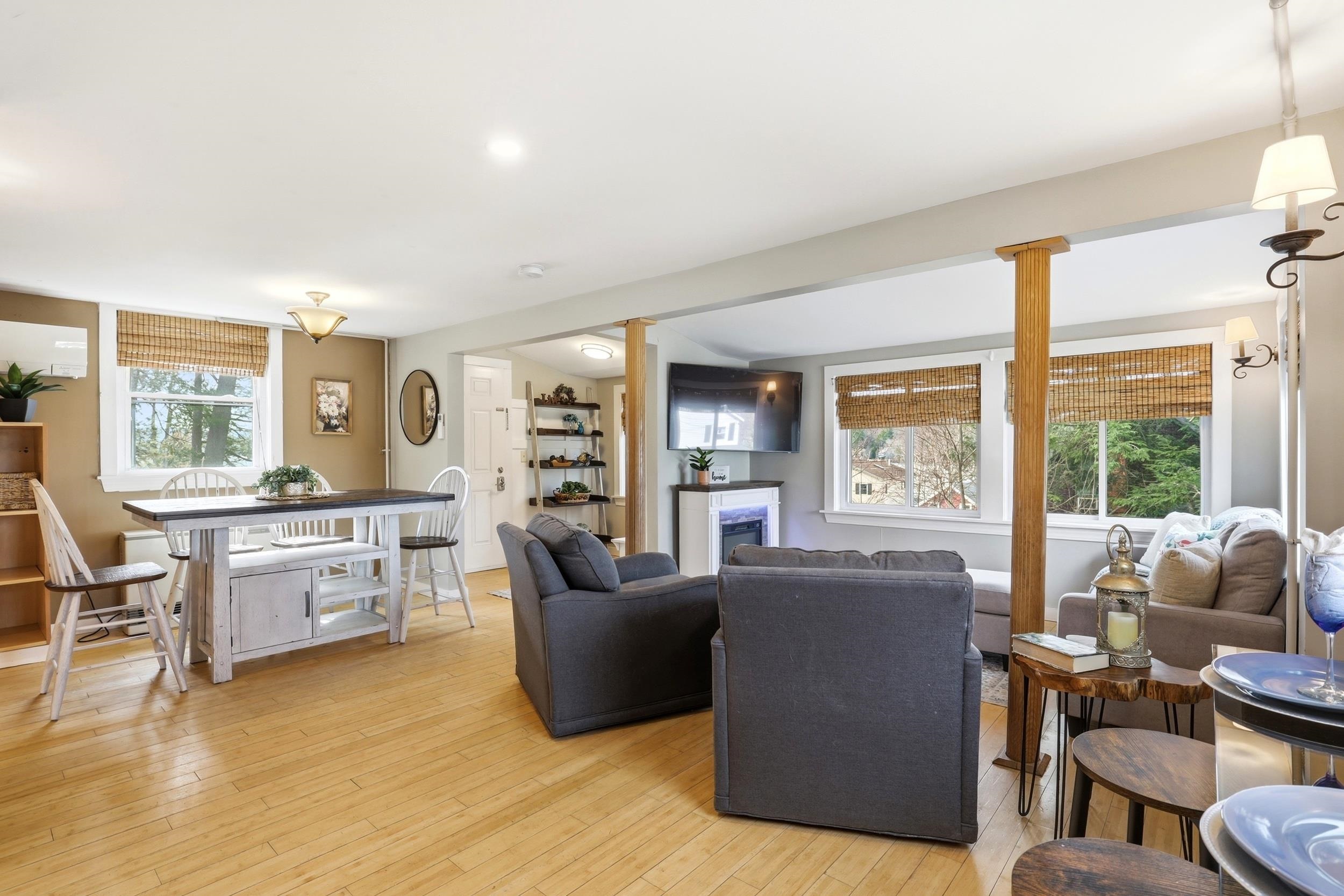 7 Maple Avenue