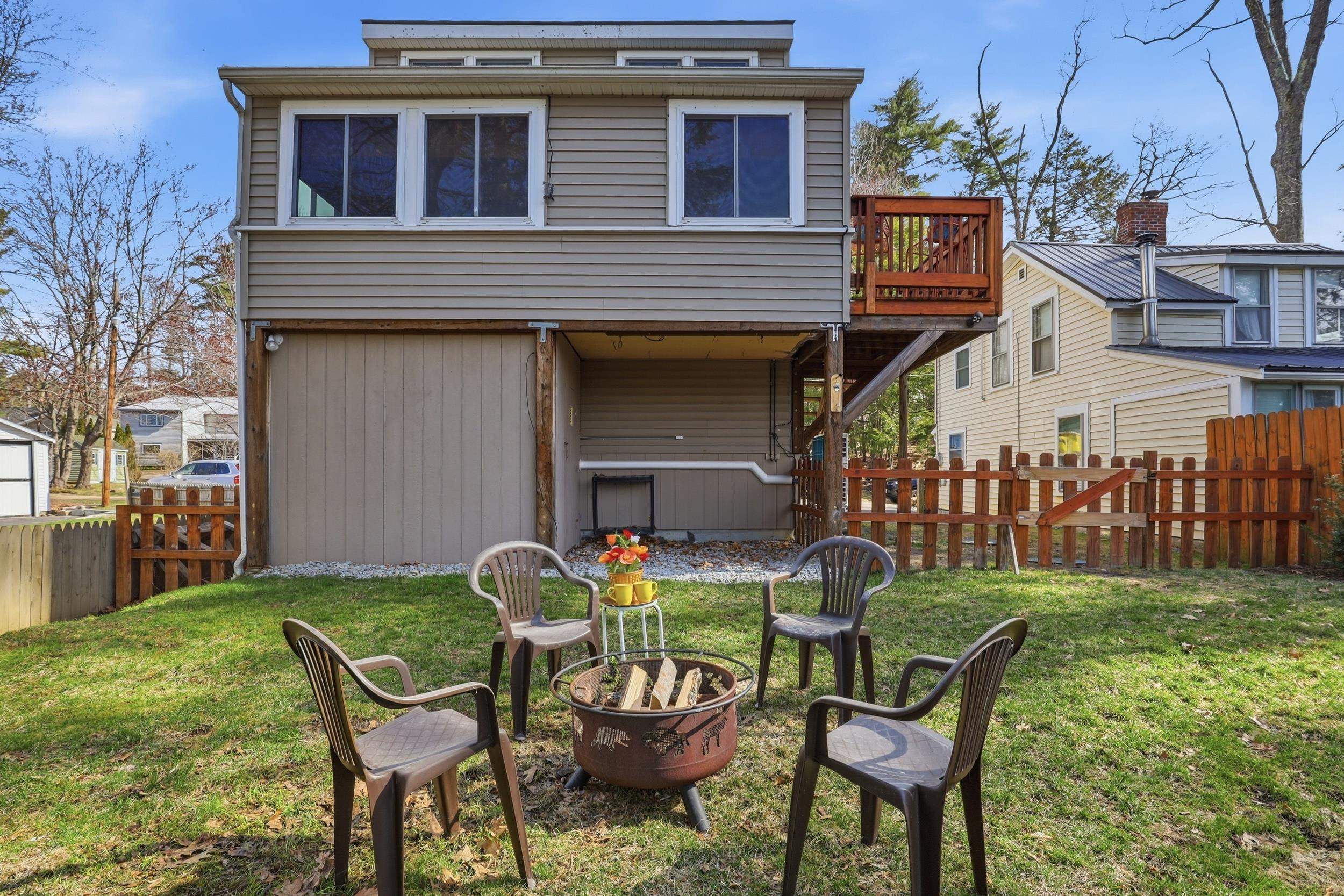 7 Maple Avenue