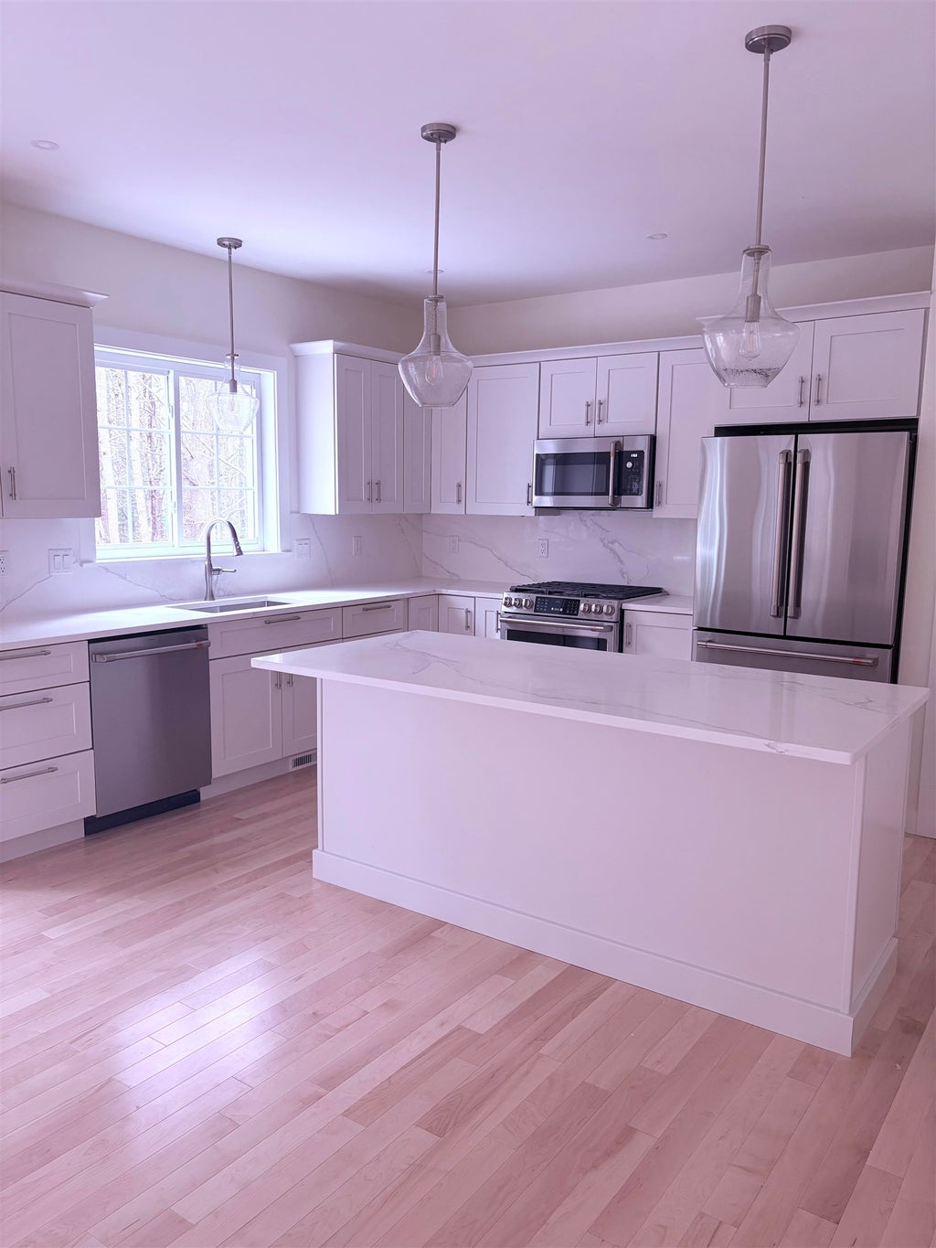 Photo of 10 Charlotte Drive #4, Dover, NH 03820 (MLS # 5092496)