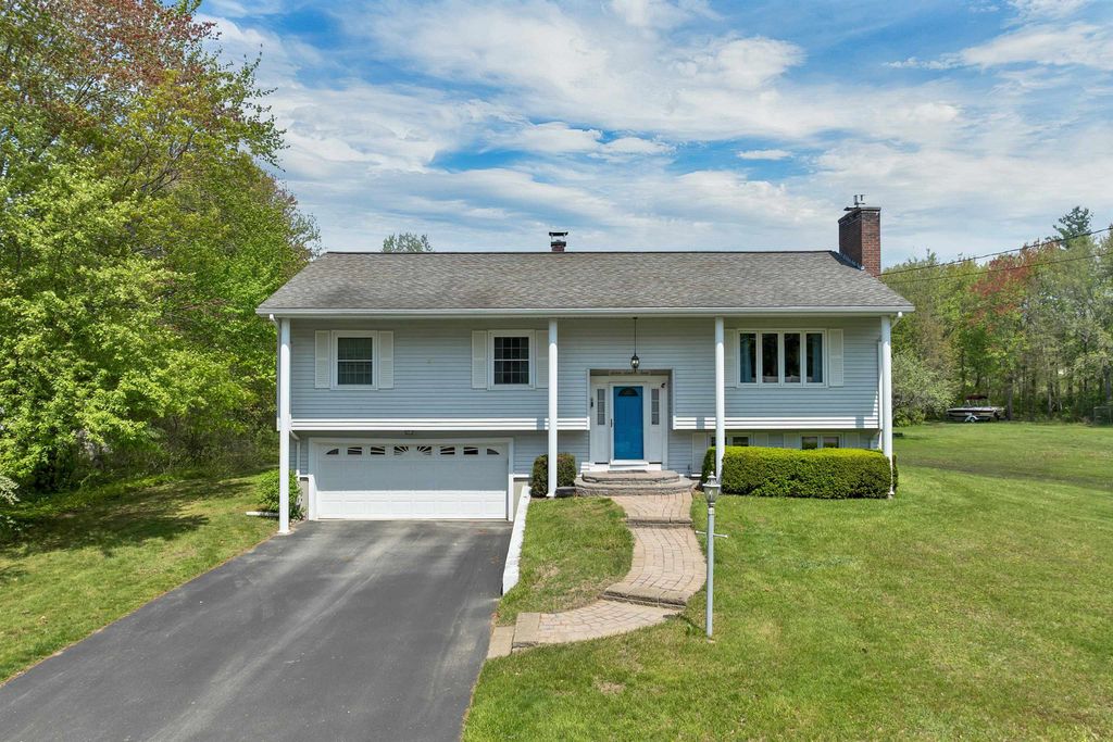 Photo of 16 Sanders Road, Hudson, NH 03051 (MLS # 5090127)