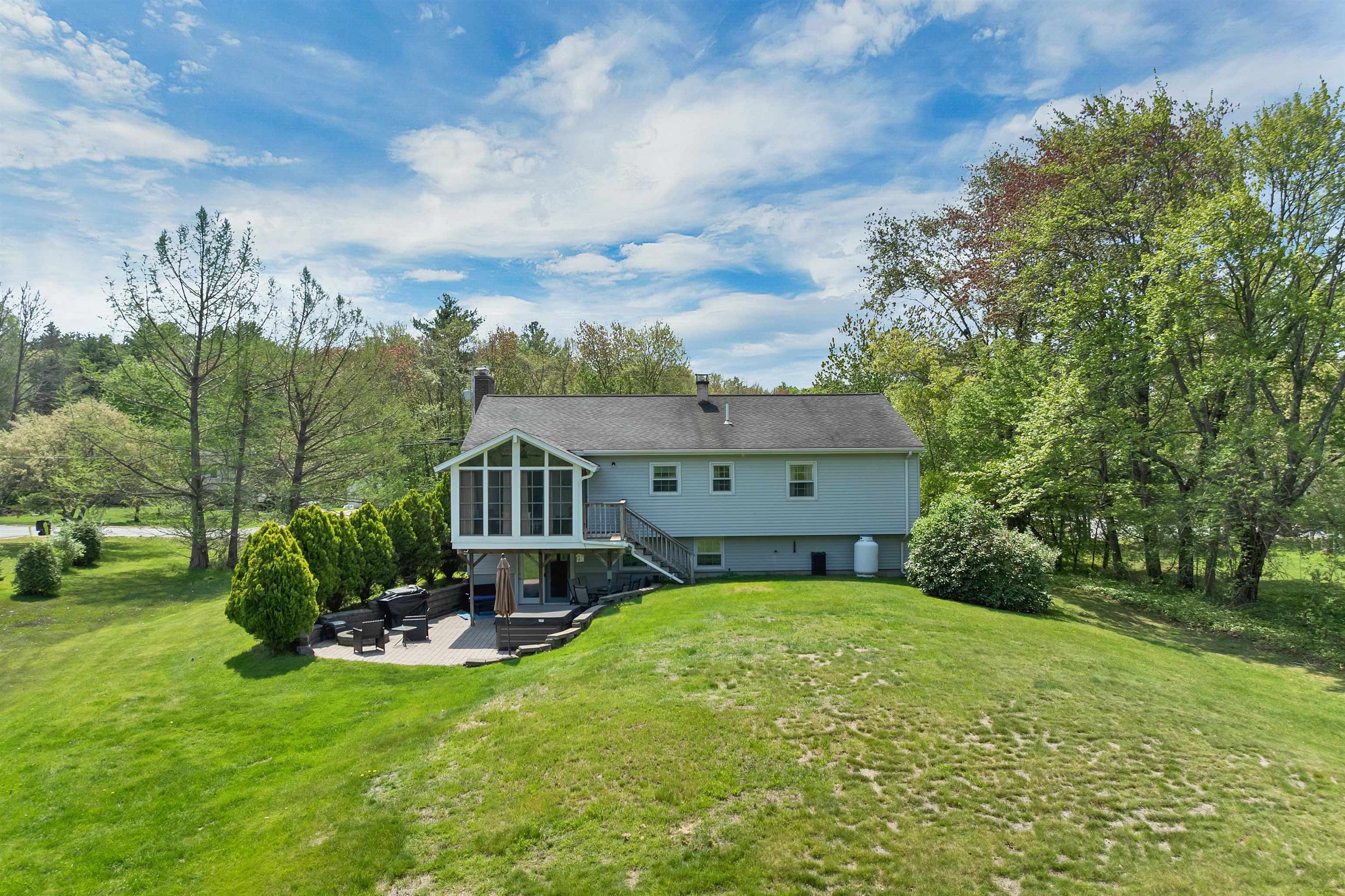 16 Sanders Road