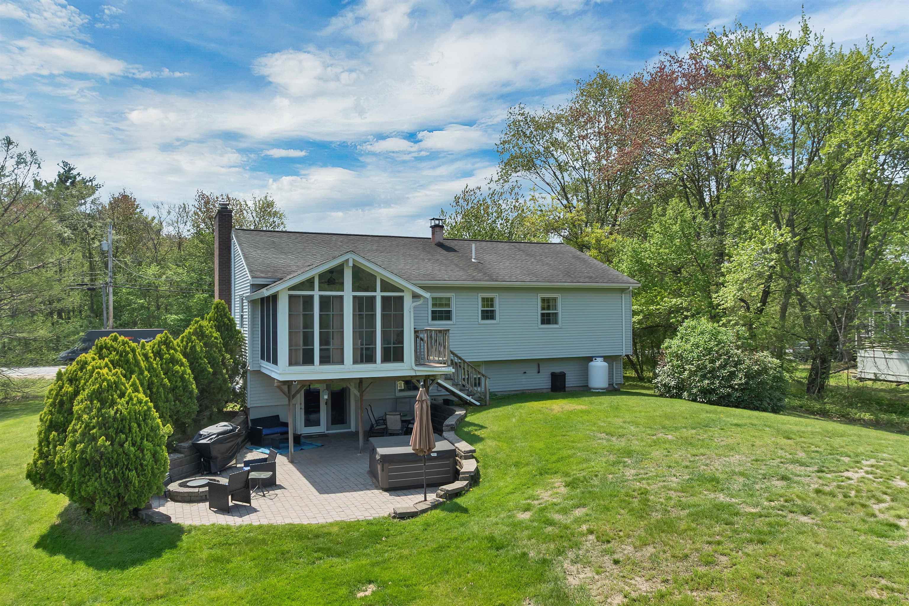 16 Sanders Road
