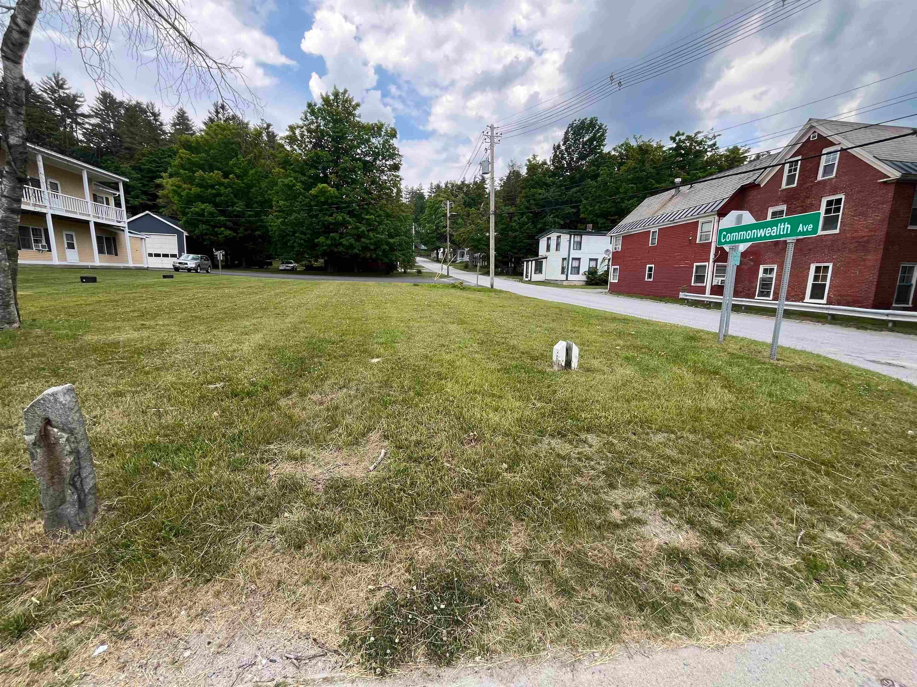 83 Main Street - Photo 2