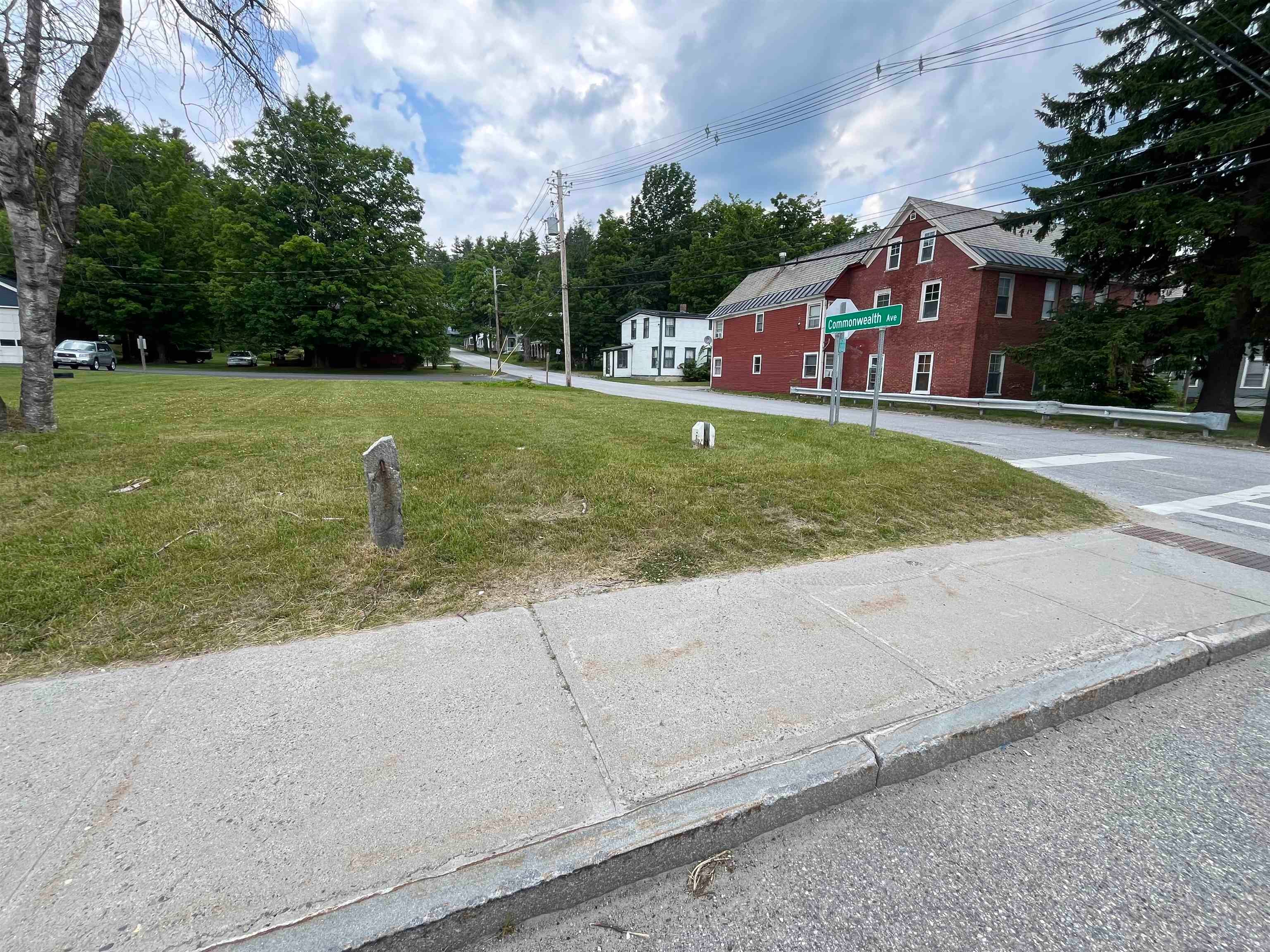 83 Main Street - Photo 4