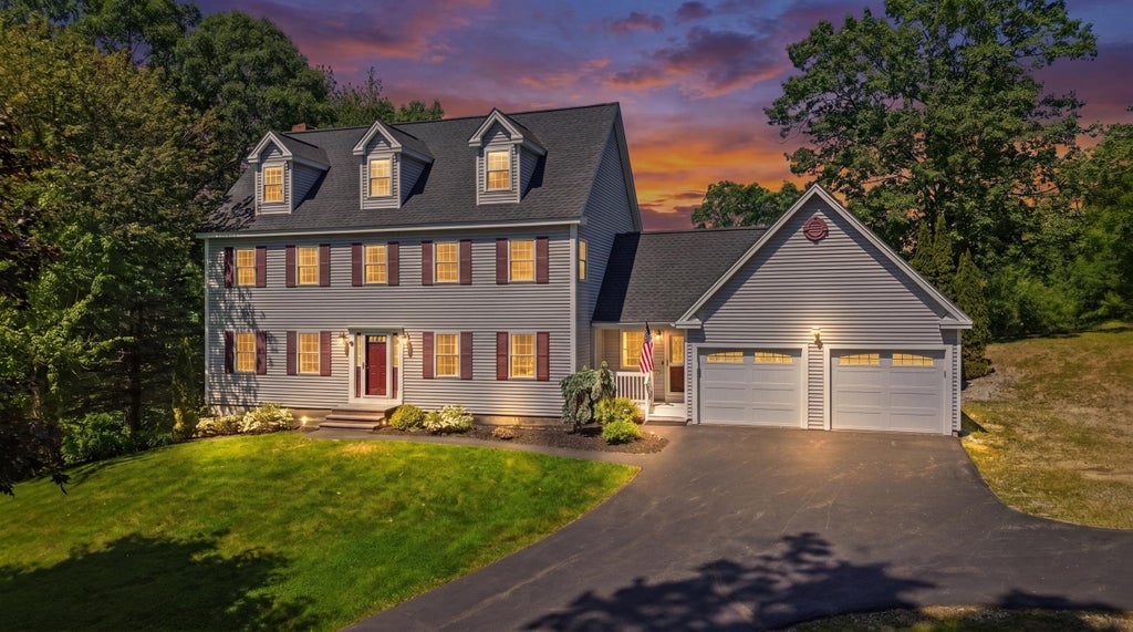 Photo of 74 Noll's Farm Road, Auburn, NH 03032 (MLS # 5093789)