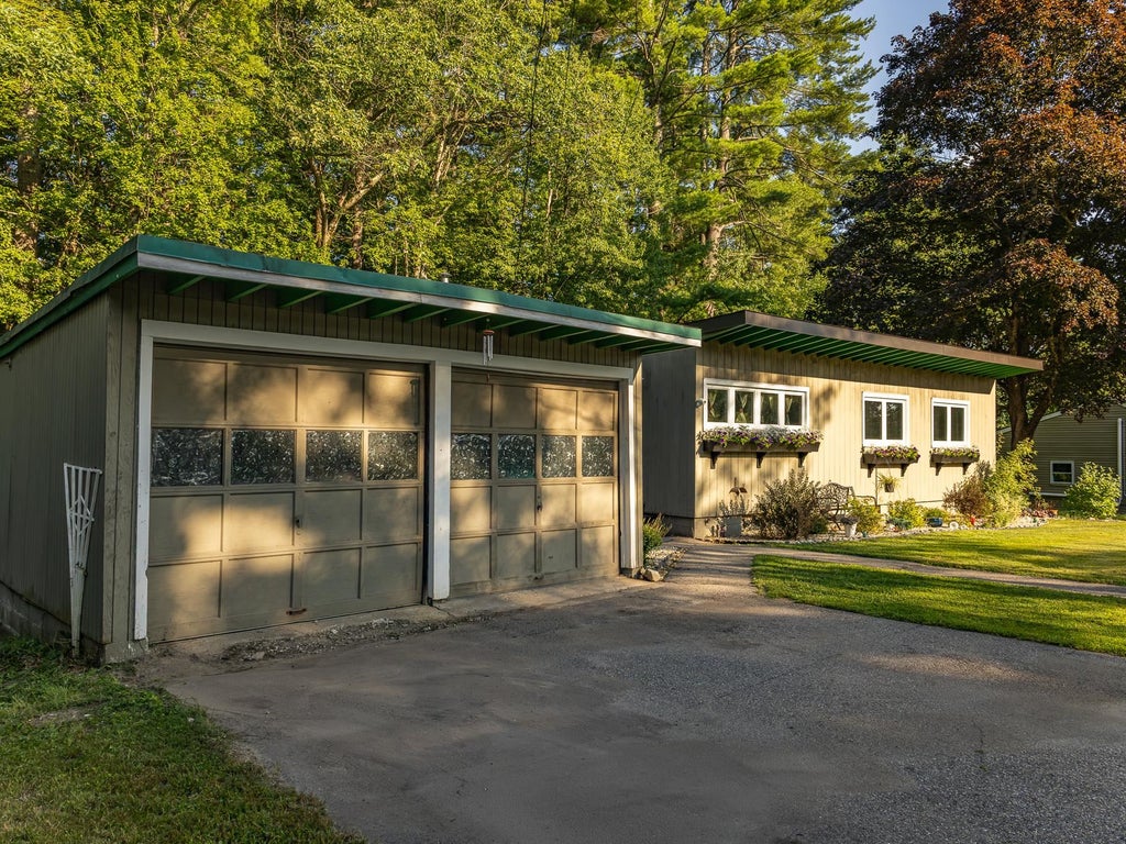 Photo of 64 Fox Circle, Keene, NH 03431 (MLS # 5108651)