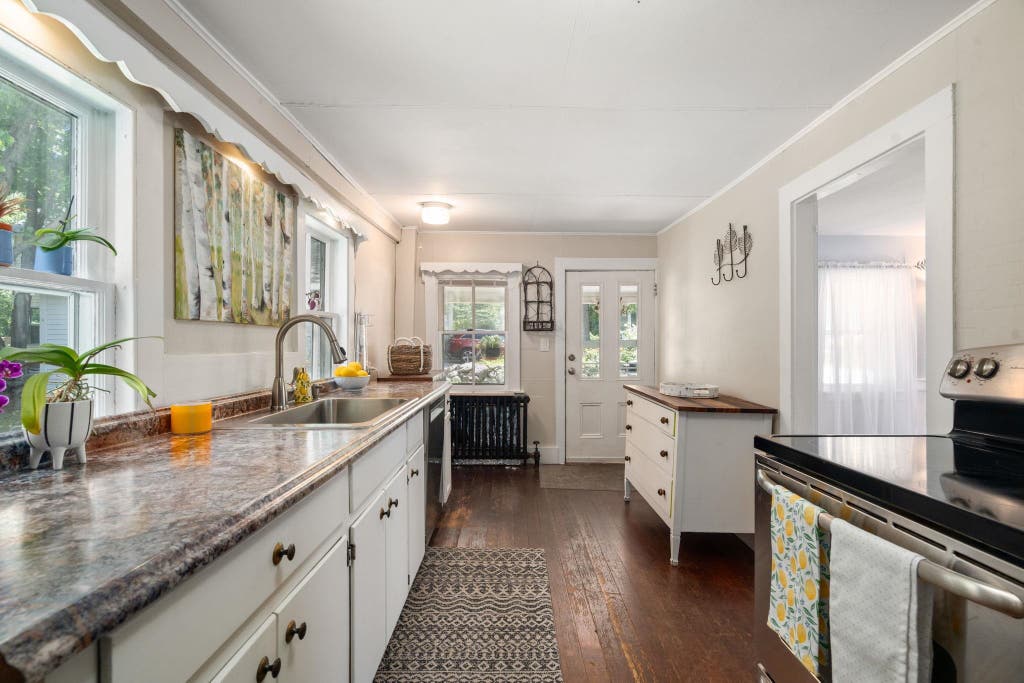 Photo of 167 Clark Road, Rye, NH 03870 (MLS # 5100915)