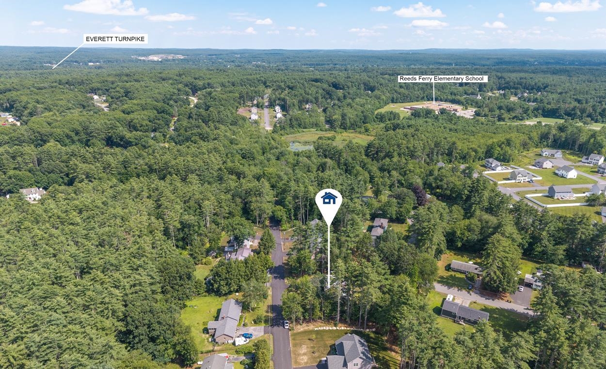 17 Reeds Ferry Way
