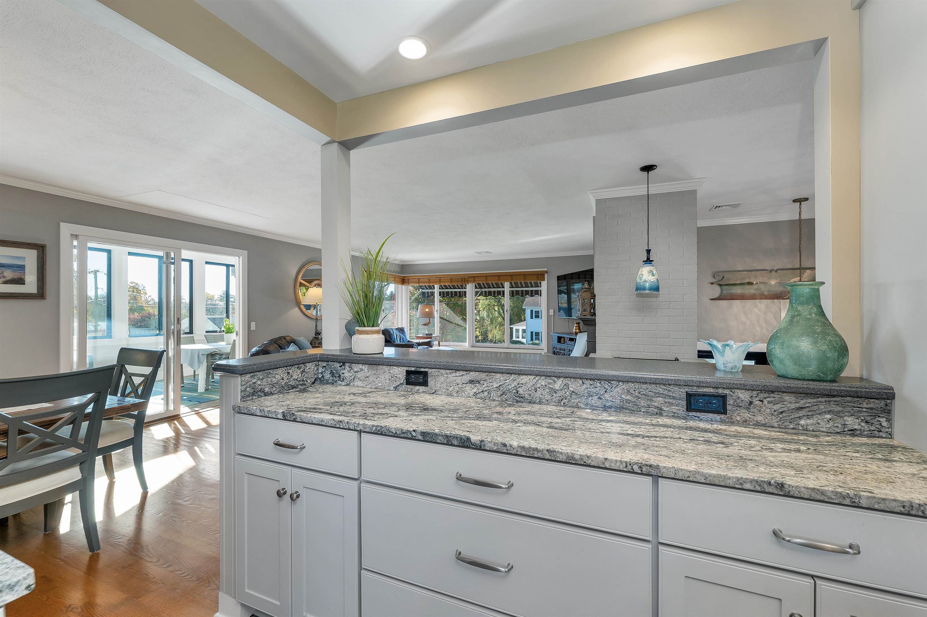 19 Old Lakeview Terrace