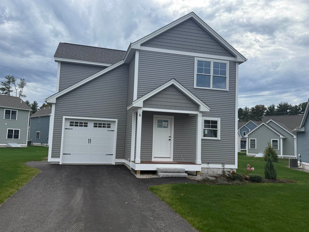 Photo of 6 Hikers Lane, Nashua, NH 03062 (MLS # 5114409)