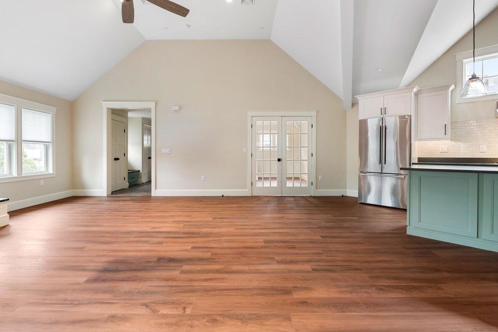 Photo of 669 Lincoln Avenue, Portsmouth, NH 03801 (MLS # 5091722)