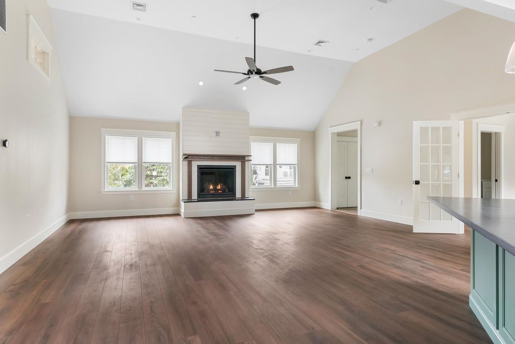 Photo of 669 Lincoln Avenue, Portsmouth, NH 03801 (MLS # 5091722)