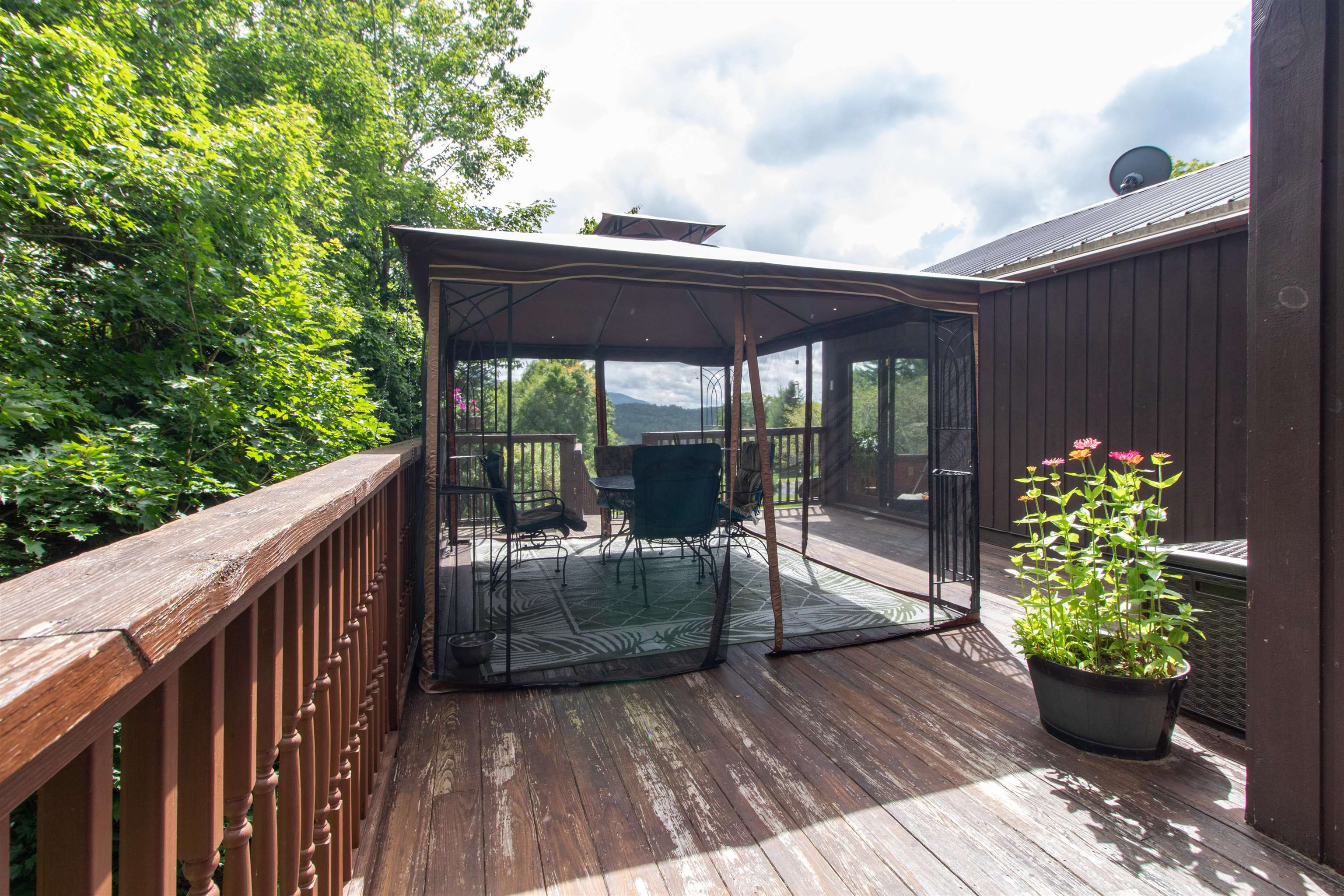 482 Sugarhouse Road