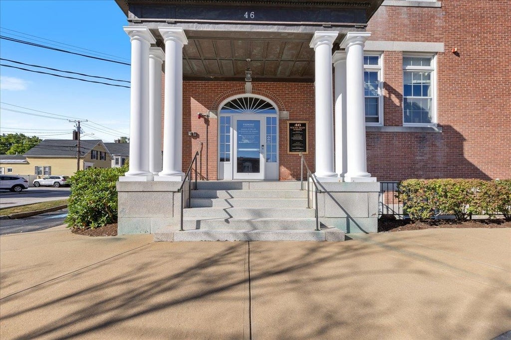 Photo of 46 S Main Street #1, Concord, NH 03301 (MLS # 5109736)