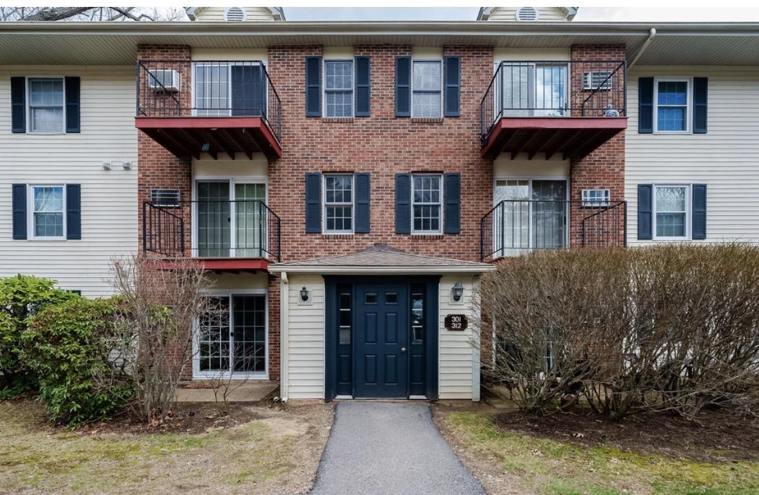 130 Endicott Street North 309