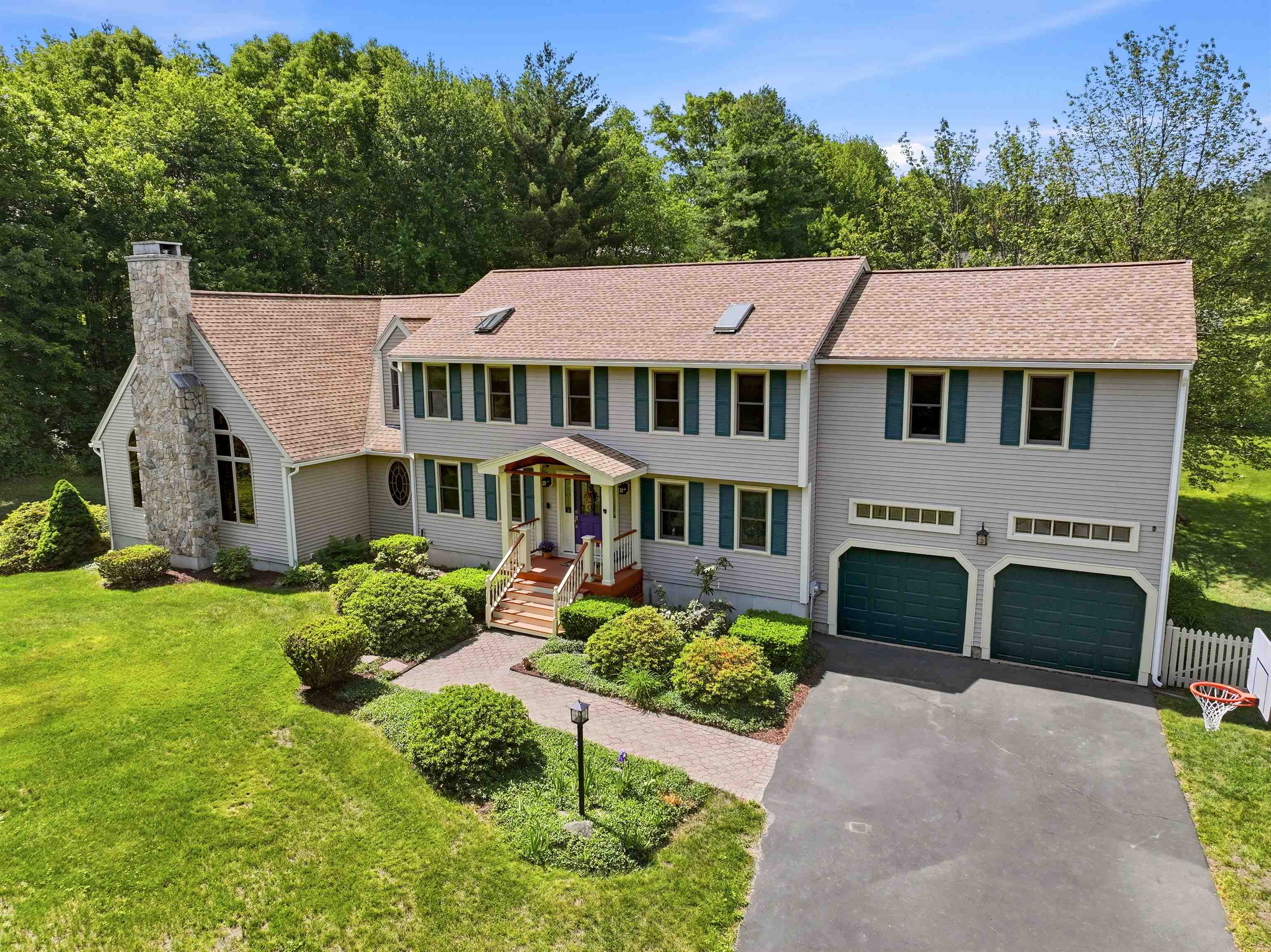 22 Clark Circle